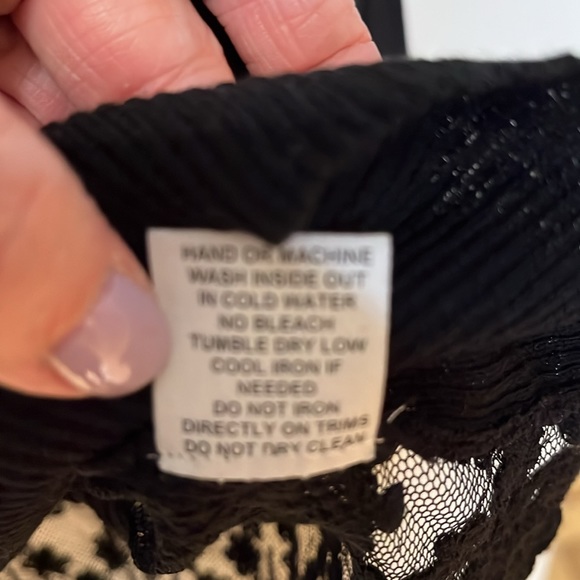 Cut Cute Black Cardigan with Lace Back - Size M NWT - Picture 7 of 7